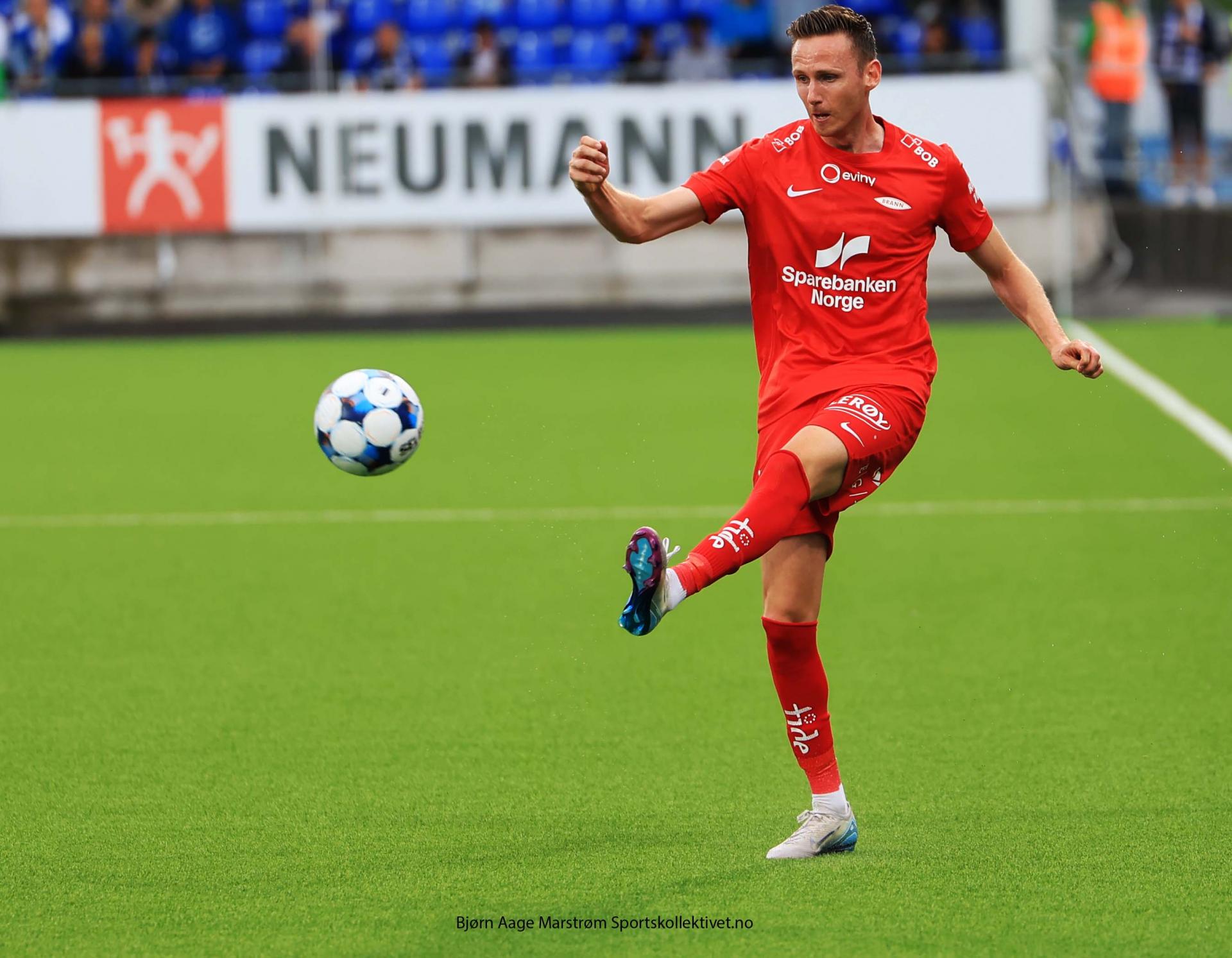 Se albumet fra kampen