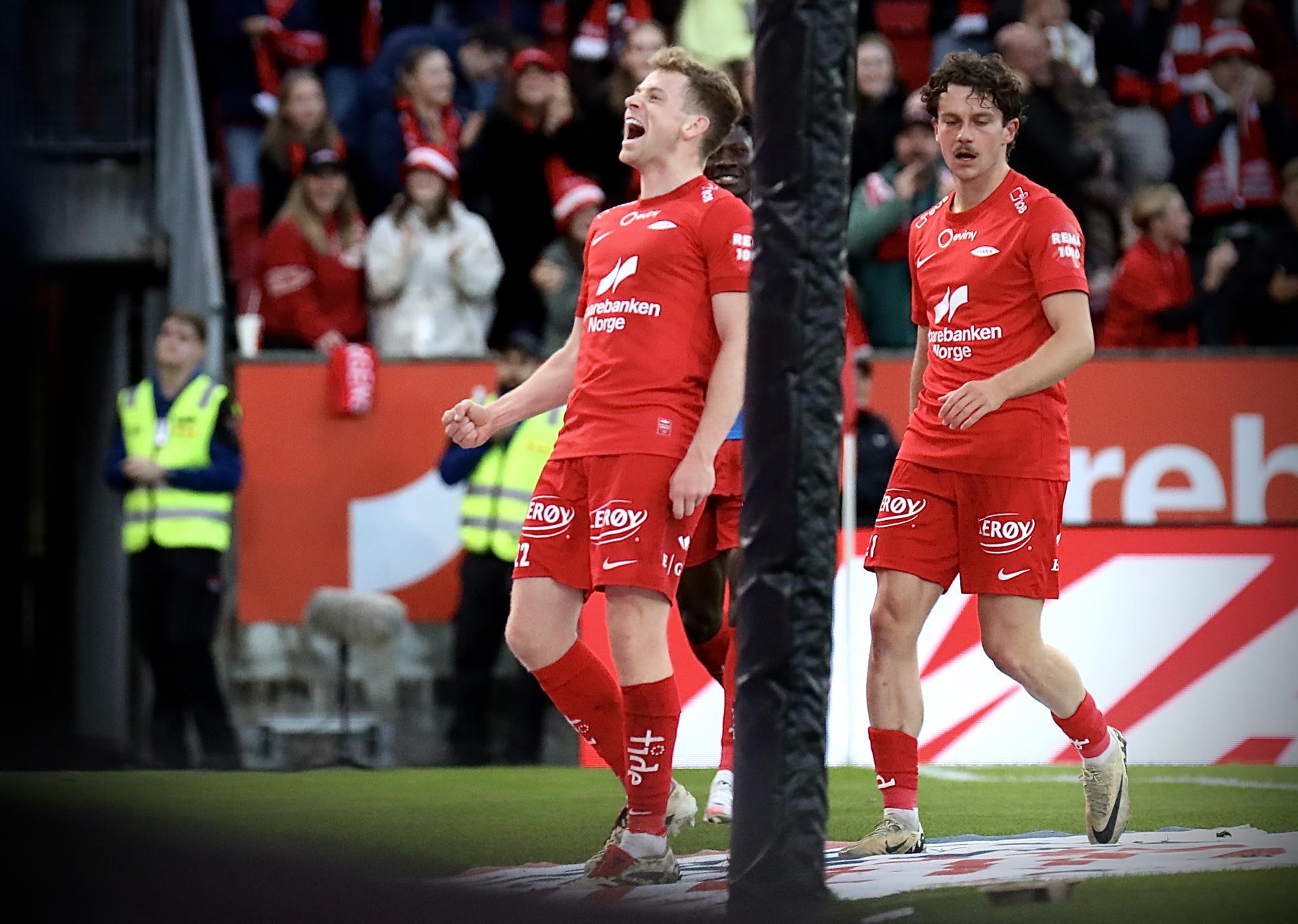 Se albumet fra kampen