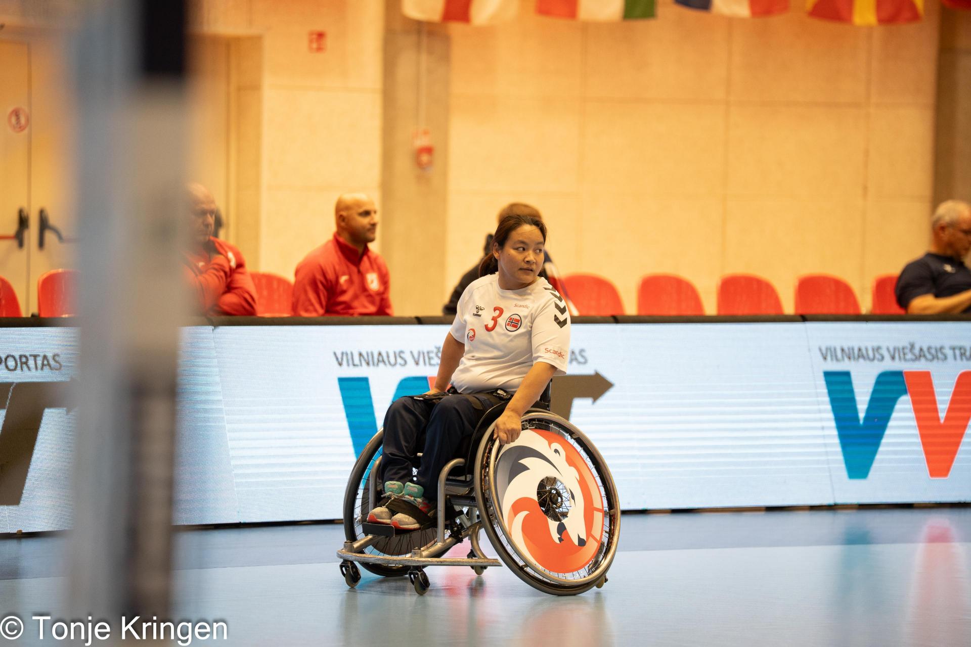 Se albumet fra kampen