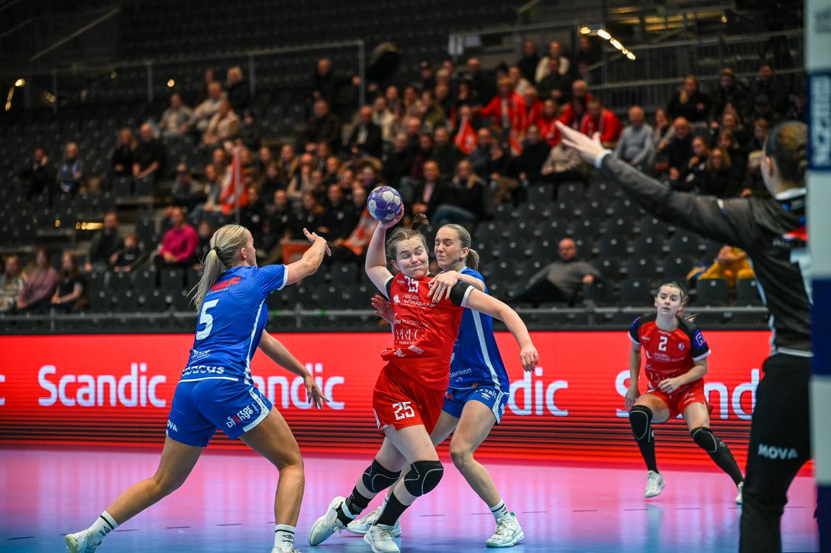 Fra NM-finalen for junior i Unity Arena.