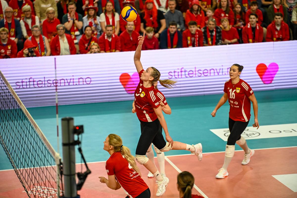 Fra NM-finalen i volleyball for kvinner 2026