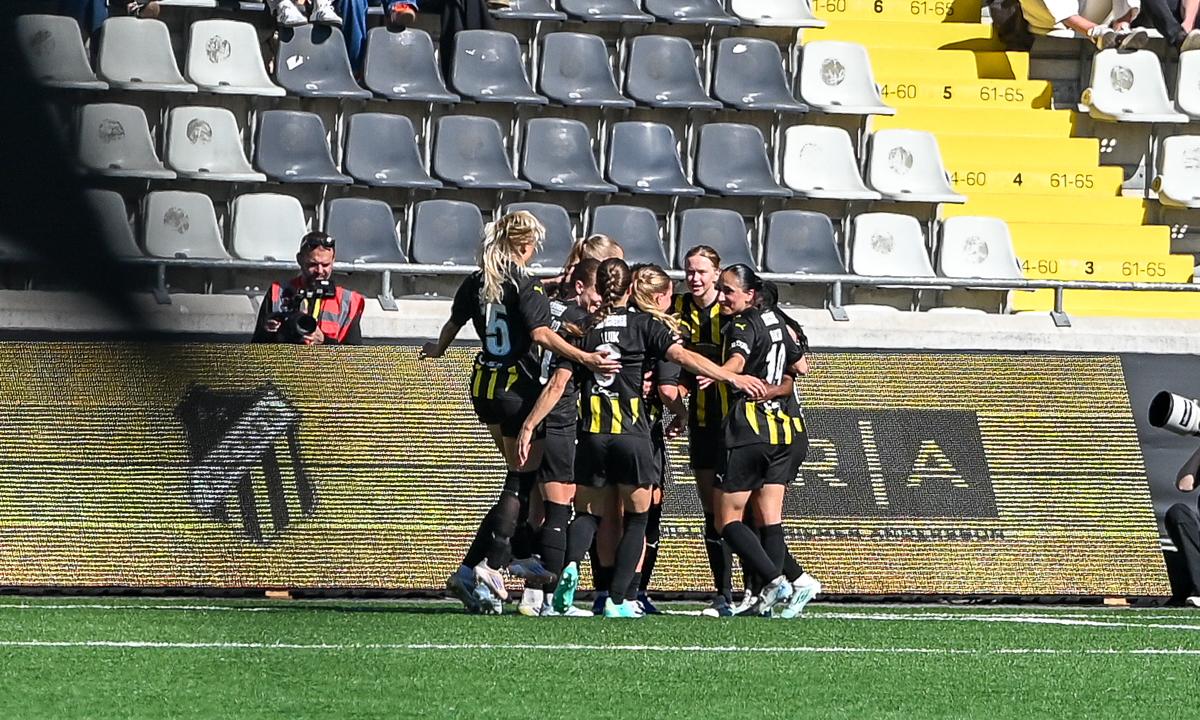 Fra historiens første europacupfinale på damesiden.