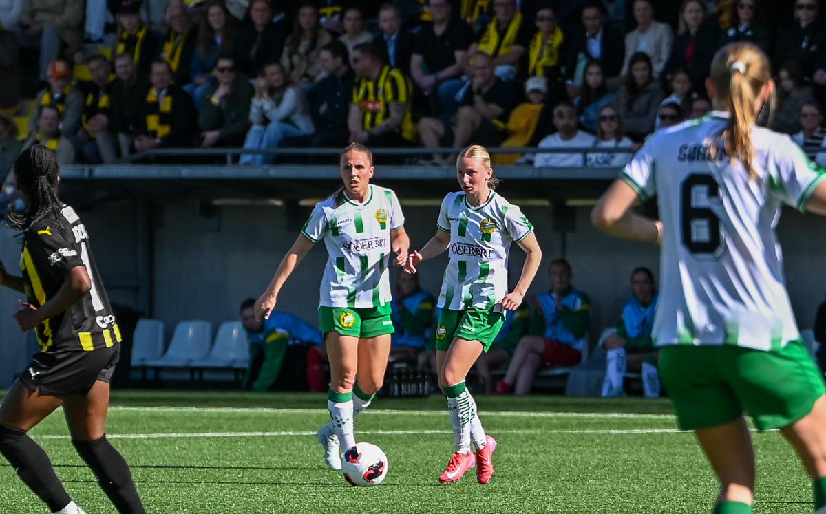 Fra historiens første europacupfinale på damesiden.