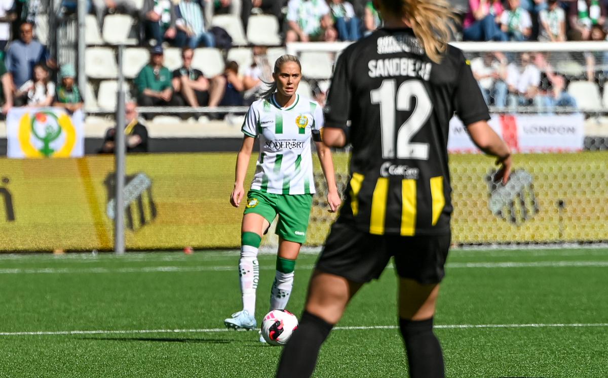 Fra historiens første europacupfinale på damesiden.