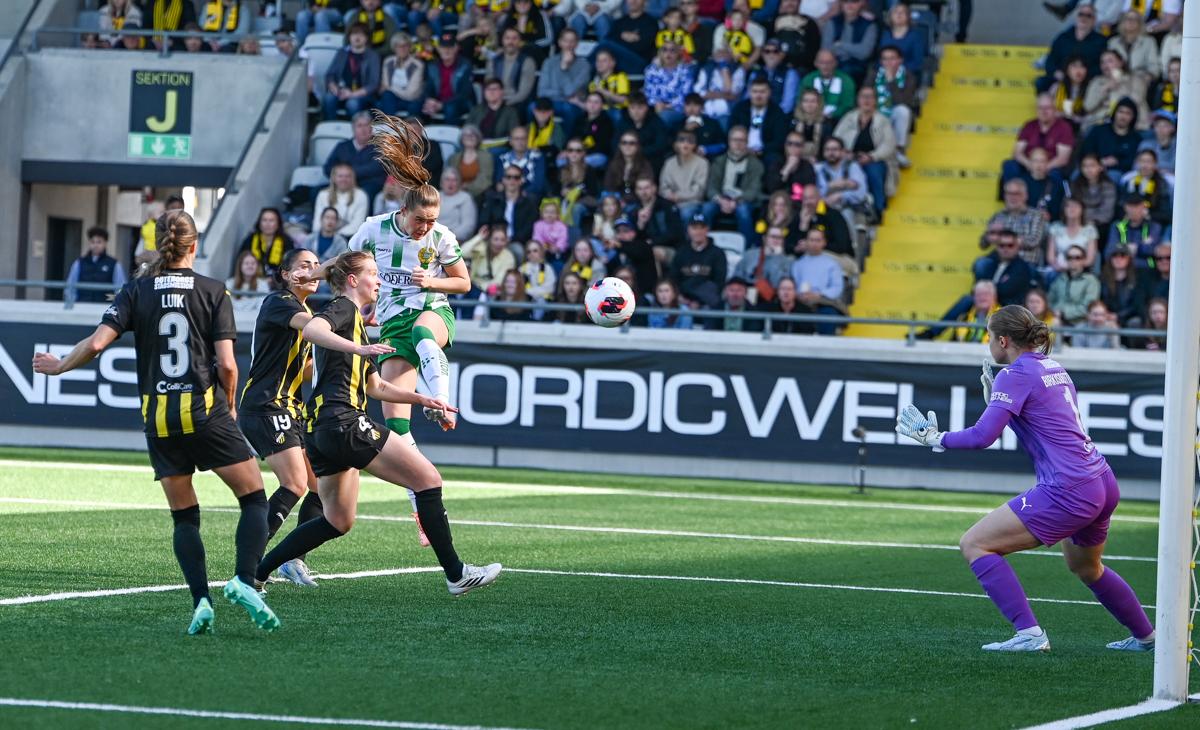 Fra historiens første europacupfinale på damesiden.