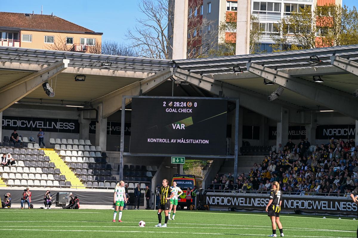 Fra historiens første europacupfinale på damesiden.