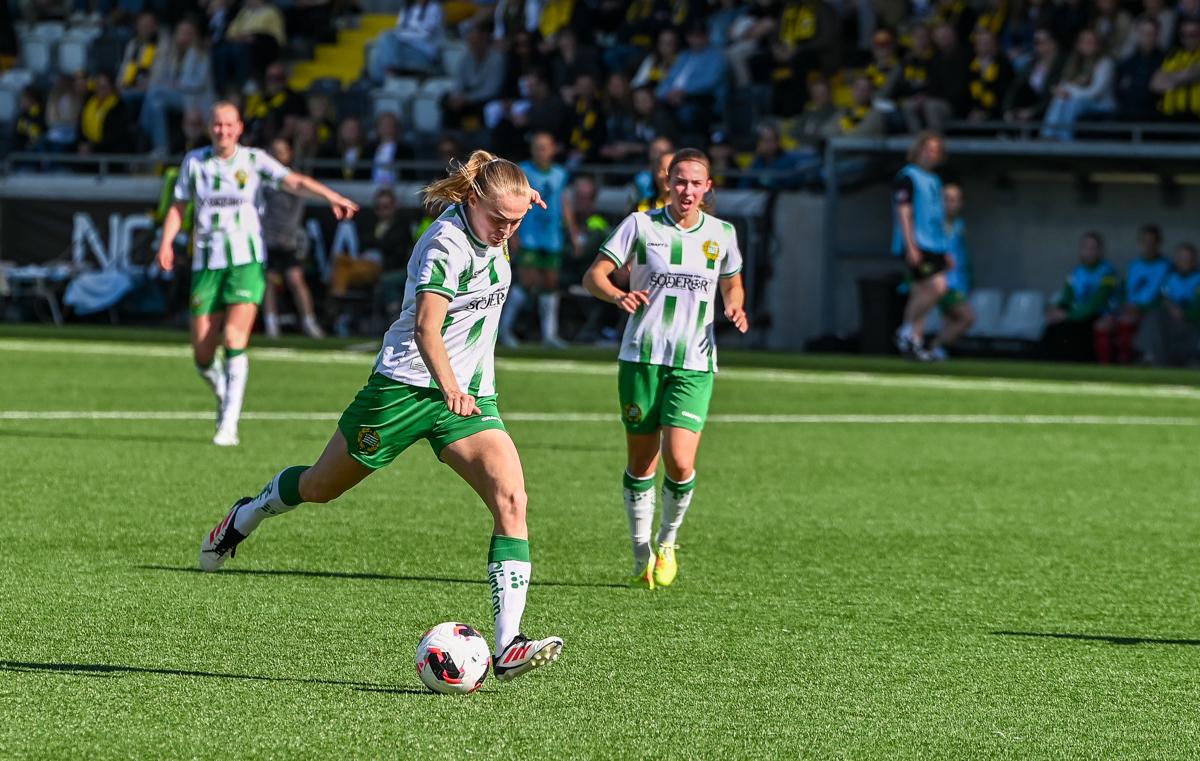 Fra historiens første europacupfinale på damesiden.