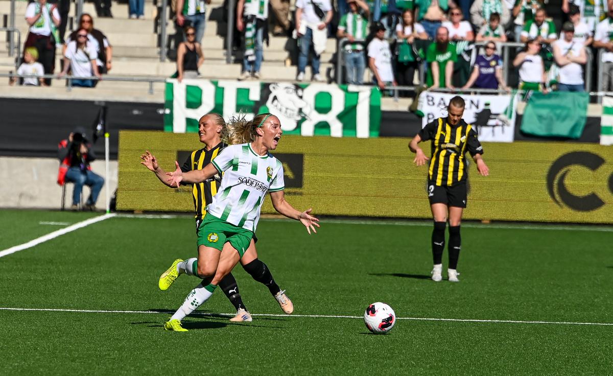 Fra historiens første europacupfinale på damesiden.
