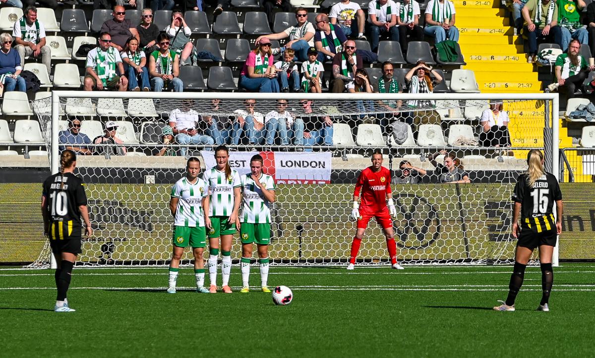 Fra historiens første europacupfinale på damesiden.