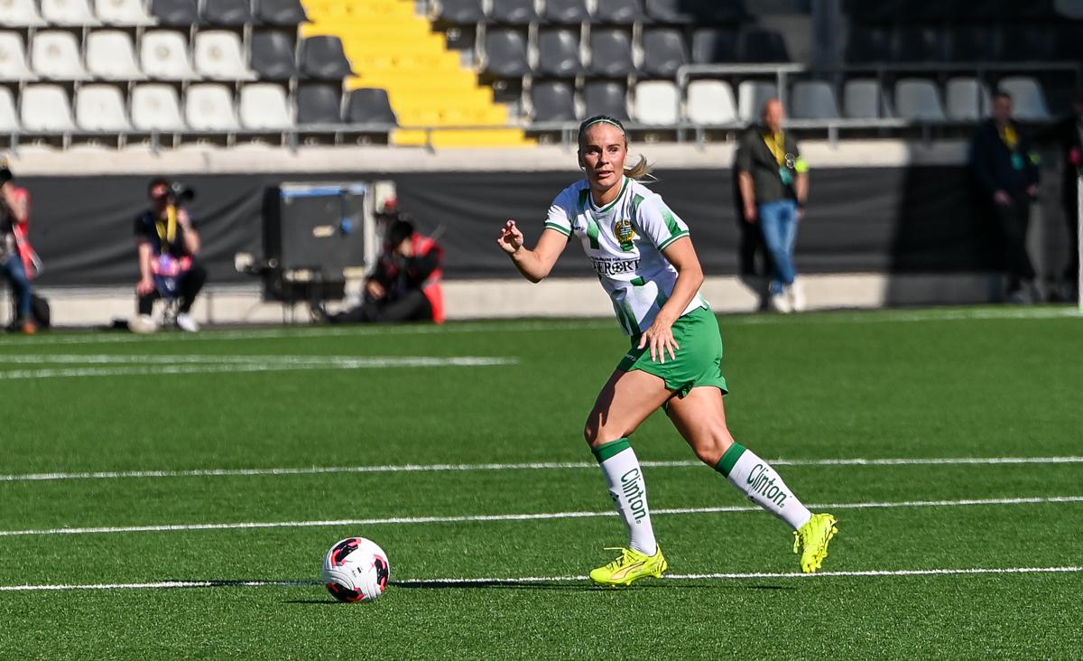 Fra historiens første europacupfinale på damesiden.