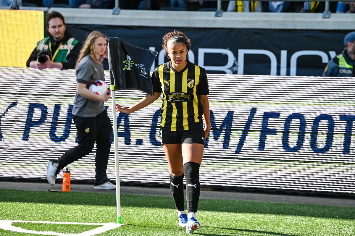 Fra historiens første europacupfinale på damesiden.