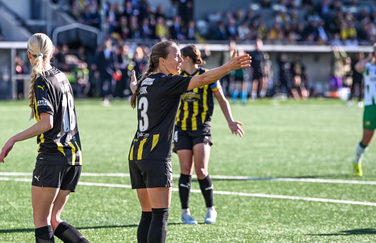 Fra historiens første europacupfinale på damesiden.
