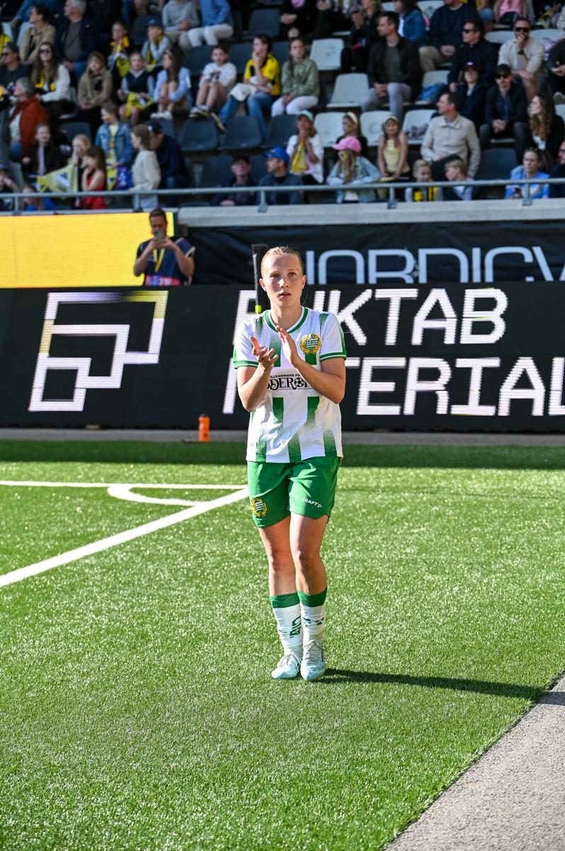 Fra historiens første europacupfinale på damesiden.