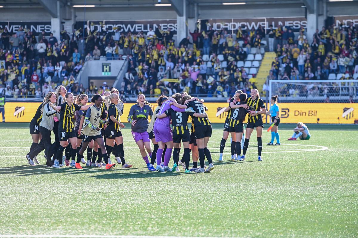 Fra historiens første europacupfinale på damesiden.