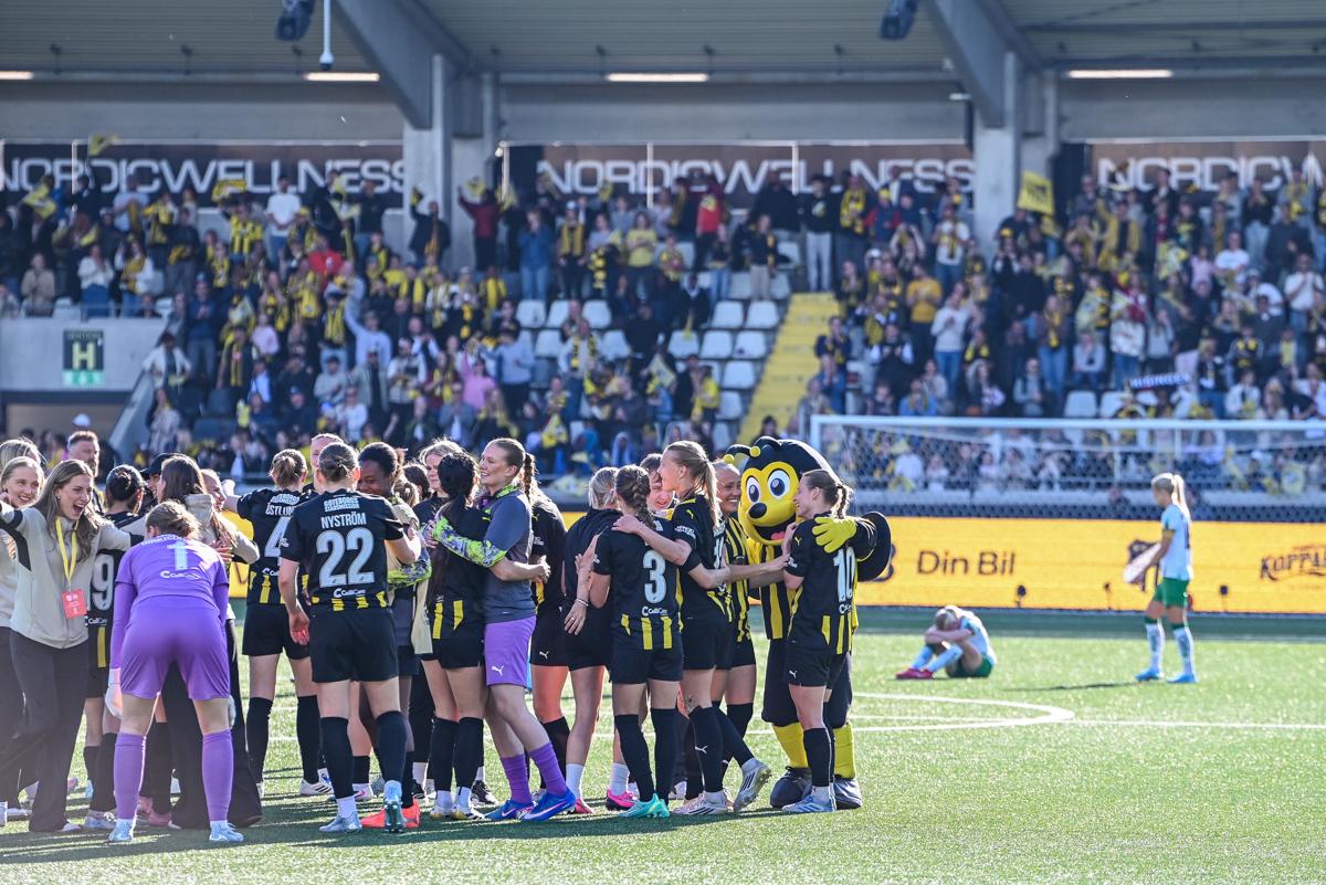 Fra historiens første europacupfinale på damesiden.