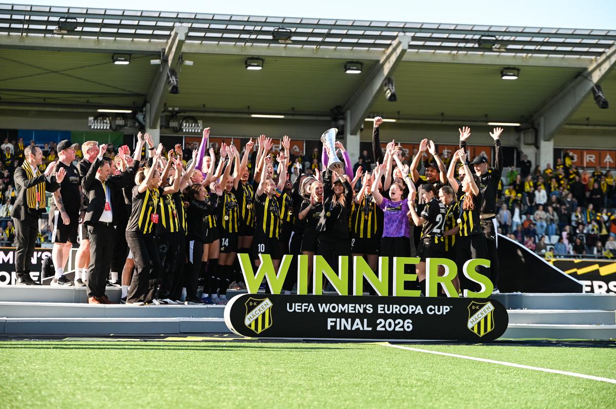 Fra historiens første europacupfinale på damesiden.
