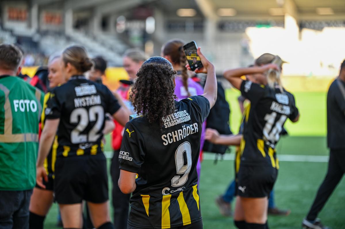 Fra historiens første europacupfinale på damesiden.